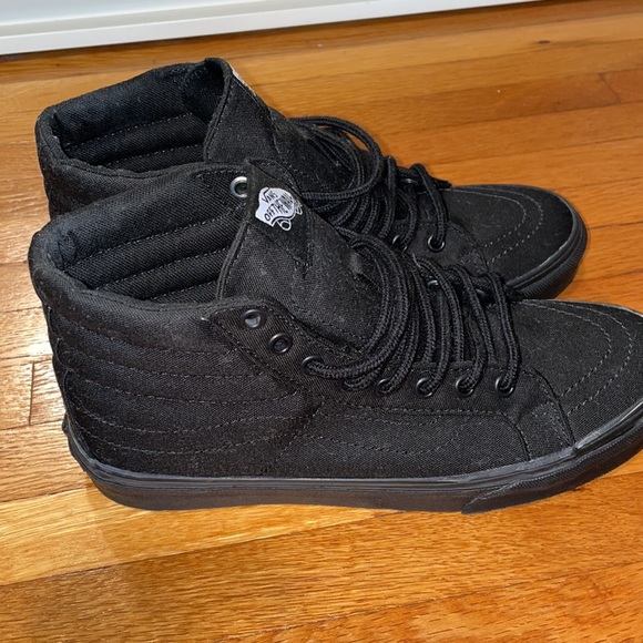 VANS: NEW: black on black canvas sk8 - HI women 7 - Picture 3 of 11